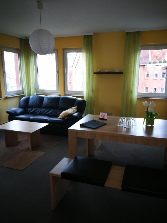 Pension Zum Angestellten Porta Westfalica Buitenkant foto